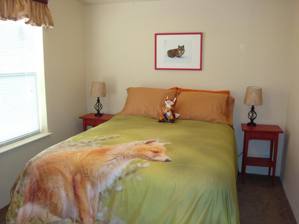 Yellowstone Wildlife Cabins West Yellowstone Extérieur photo